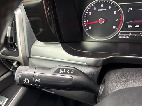 Certified 2021 Kia Sorento S w/ Panoramic Sunroof Package image 24