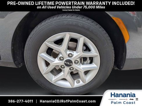 Used 2024 Kia Soul LX w/ Option Group 015 FWD image 10