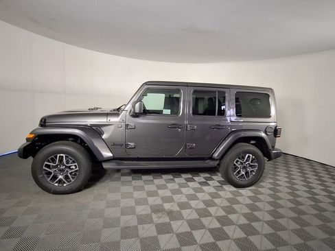 New 2026 Jeep Wrangler Sahara image 7