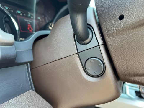 Used 2018 Ford F150 King Ranch w/ Equipment Group 601A Luxury AWD/4WD image 13