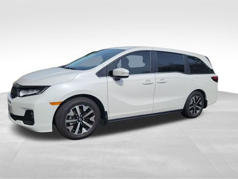 Certified 2026 Honda Odyssey EX-L image 13