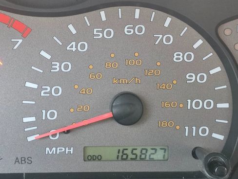 Used 2001 Toyota Sequoia Limited image 31