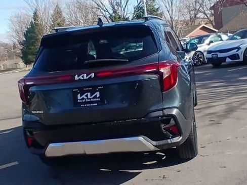 Certified 2025 Kia Seltos S image 2