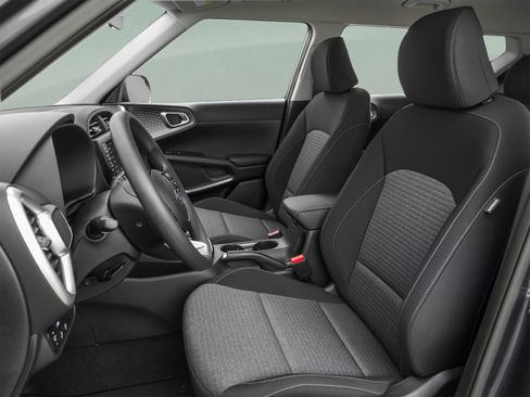 Used 2021 Kia Soul EX FWD image 16