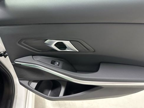 Used 2025 BMW 330i xDrive 330i xDrive w/ Premium Package image 36