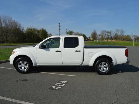 Used 2013 Nissan Frontier SV AWD/4WD image 54