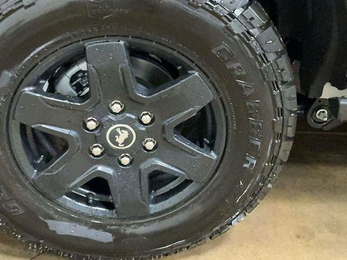 New 2025 Ford Bronco Big Bend w/ Black Diamond Package image 5