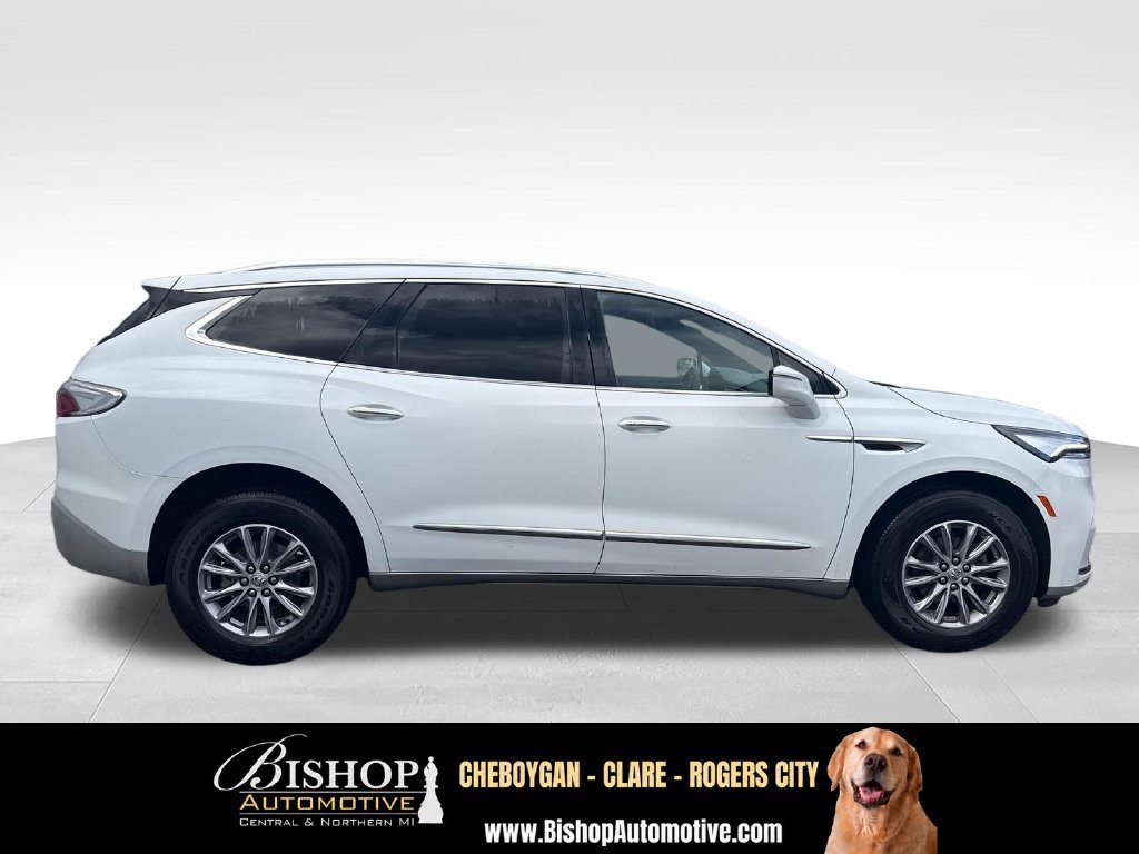 Used 2023 Buick Enclave Essence AWD/4WD image 12