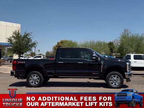 Used 2023 Ford F250 Lariat w/ Lariat Ultimate Package AWD/4WD image 4