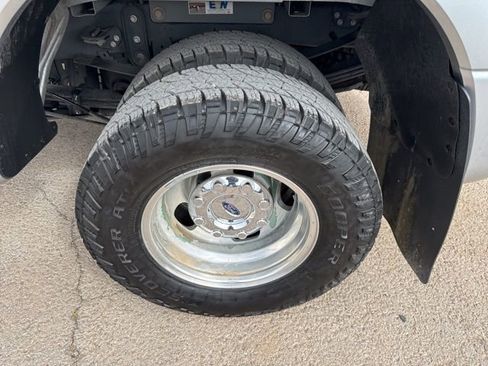 Used 2022 Ford F350 Lariat w/ Lariat Ultimate Package image 5