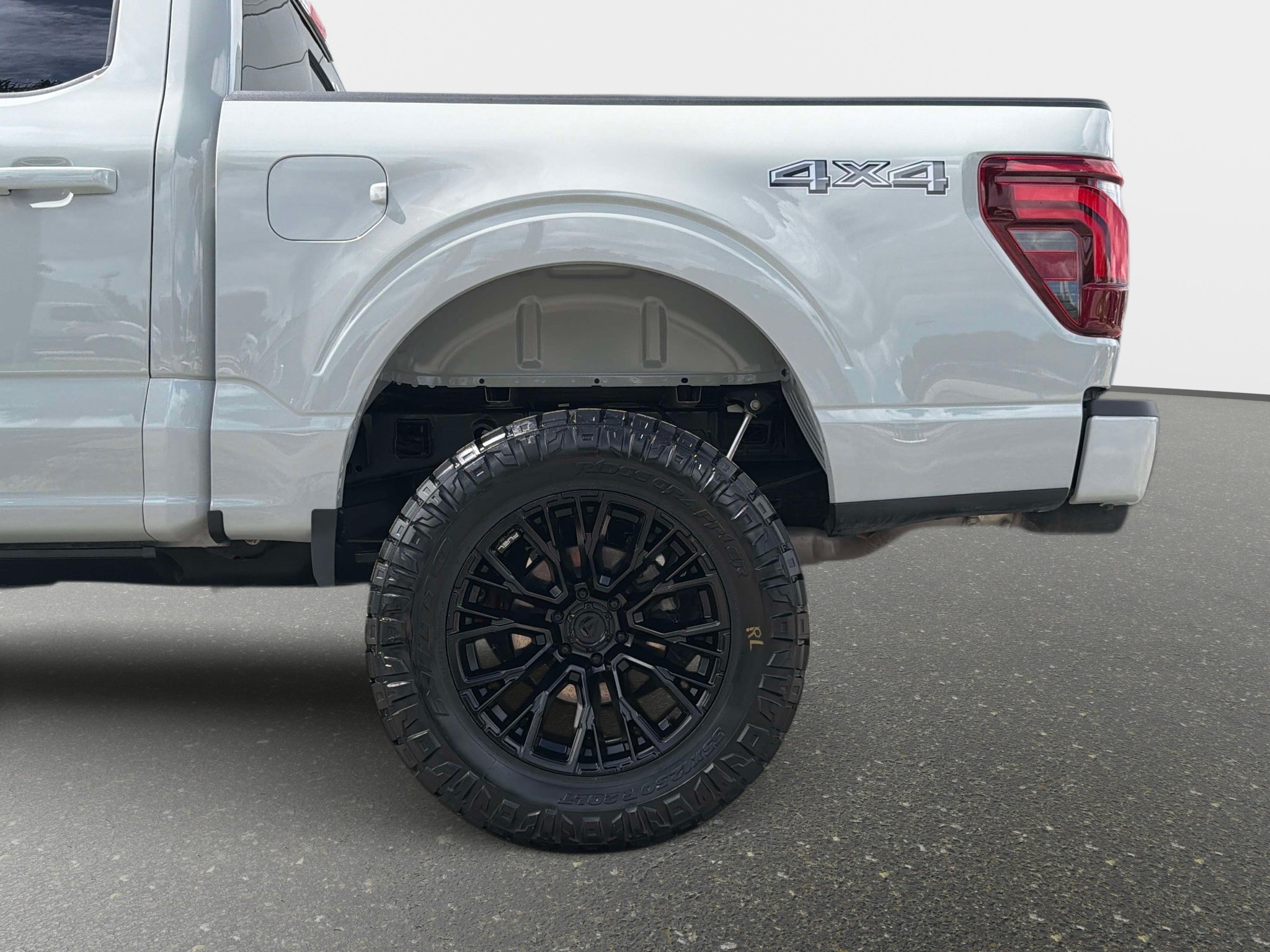 Used 2026 Ford F150 Lariat AWD/4WD image 28
