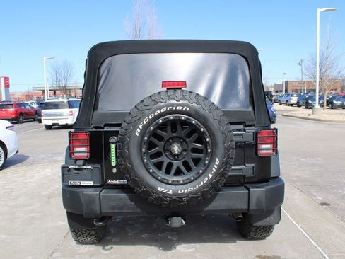 Used 2015 Jeep Wrangler Unlimited Sport w/ Mopar Black Appearance Group image 8