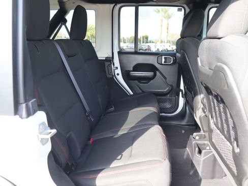 Used 2021 Jeep Wrangler Unlimited Rubicon image 21