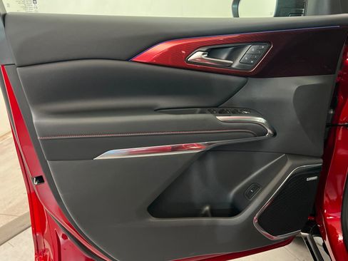 New 2026 Chevrolet Traverse RS w/ LPO, Floor Liner Package AWD/4WD image 15