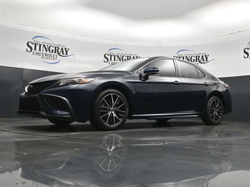Used 2021 Toyota Camry SE FWD image 28