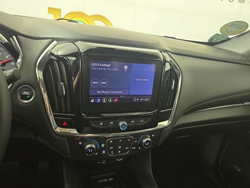 Used 2023 Chevrolet Traverse Premier AWD/4WD image 23