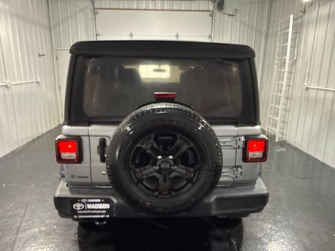 Used 2020 Jeep Wrangler Unlimited Sport S AWD/4WD image 42