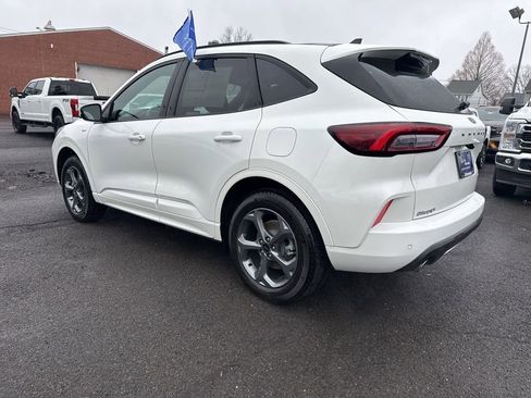 Certified 2024 Ford Escape ST-Line Select w/ Tech Pack #1 image 7