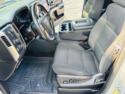 Used 2018 Chevrolet Silverado 1500 LT w/ All Star Edition image 18