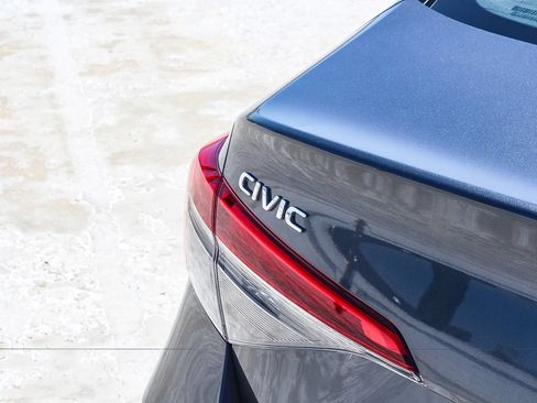 Certified 2024 Honda Civic Touring image 7
