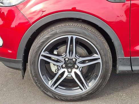 Used 2019 Ford Escape SEL image 9