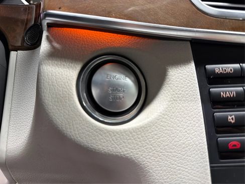 Used 2014 Mercedes-Benz E 350 Sedan w/ Premium 1 Package image 22