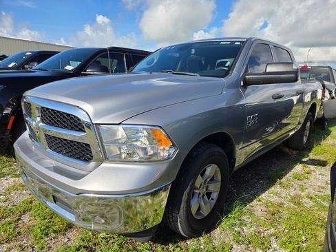 Used 2023 RAM 1500 Classic SLT w/ Trailer & Traction Group RWD image 3
