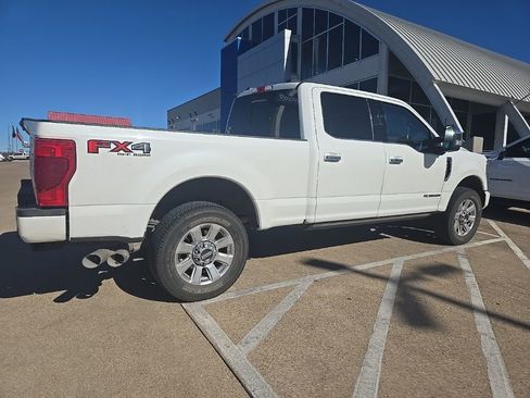 Used 2020 Ford F250 Platinum w/ FX4 Off-Road Package image 11