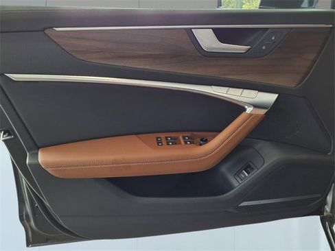 Certified 2025 Audi A6 Premium Plus w/ Premium Plus Package image 11