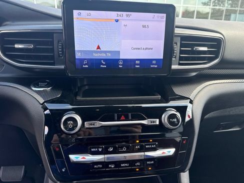Used 2023 Ford Explorer ST-Line w/ Class IV Trailer Tow Package AWD/4WD image 13