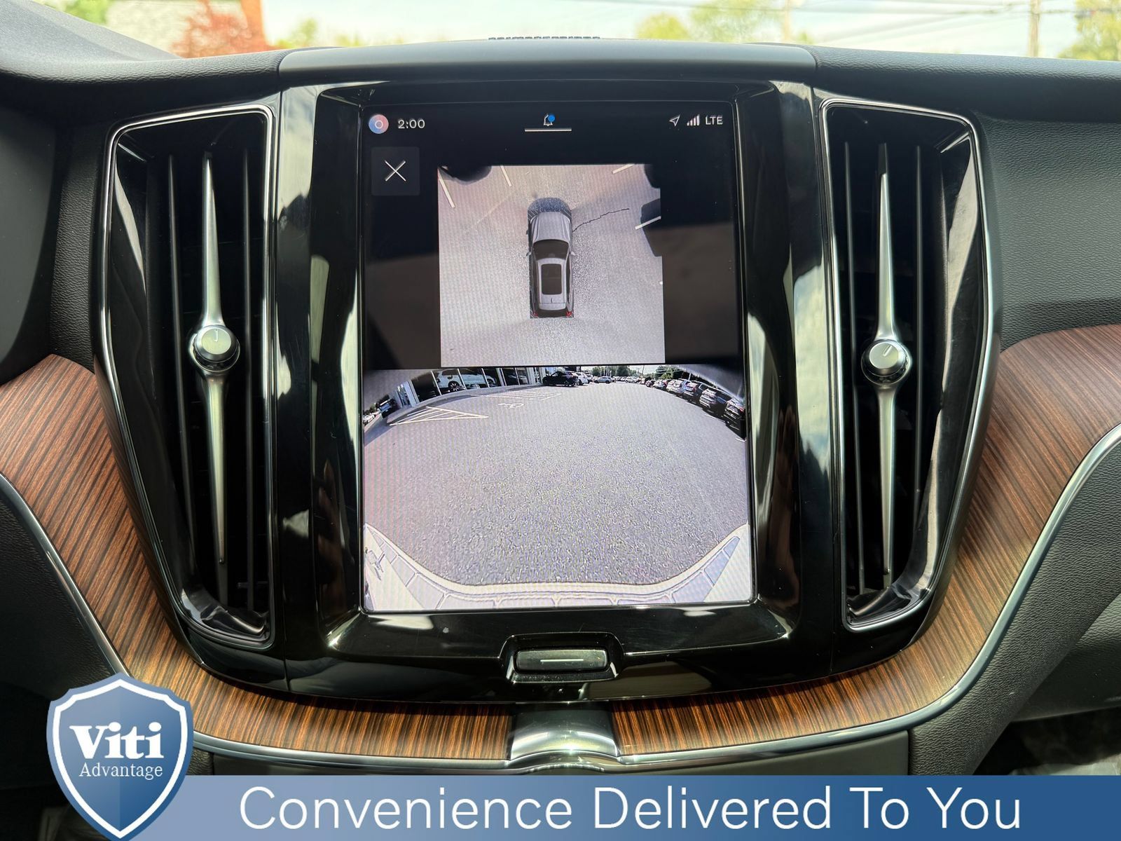 Certified 2024 Volvo XC60 B5 Plus w/ Protection Package Premier AWD/4WD image 33