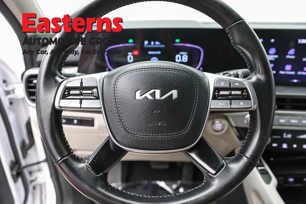 Used 2023 Kia Telluride S FWD image 11