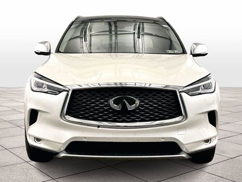 Used 2021 INFINITI QX50 Essential w/ Accent Package image 3