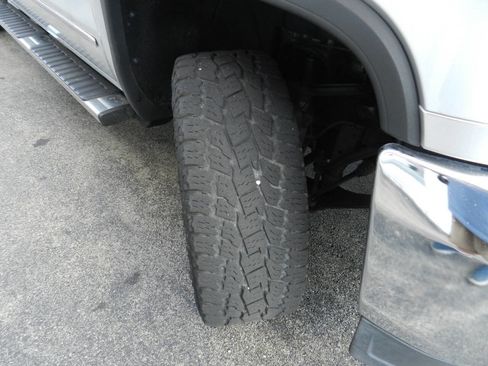 Used 2018 GMC Sierra 2500 Denali w/ Duramax Plus Package image 25