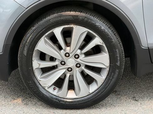 Used 2020 Buick Encore Preferred FWD image 7