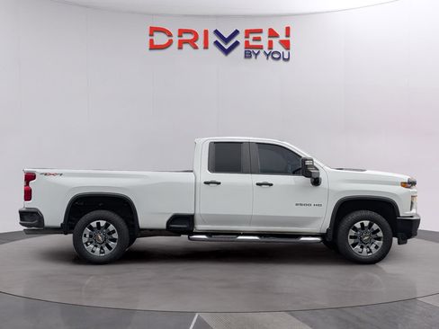 Used 2023 Chevrolet Silverado 2500 Custom w/ Gooseneck/5TH Wheel Package AWD/4WD image 7