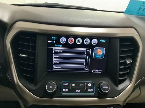 Used 2018 GMC Acadia Denali w/ Technology Package AWD/4WD image 34