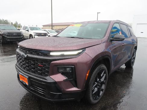 New 2026 Chevrolet Traverse RS w/ LPO, Floor Liner Package image 3