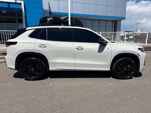 Used 2025 Volkswagen Tiguan SE R-Line AWD/4WD image 6