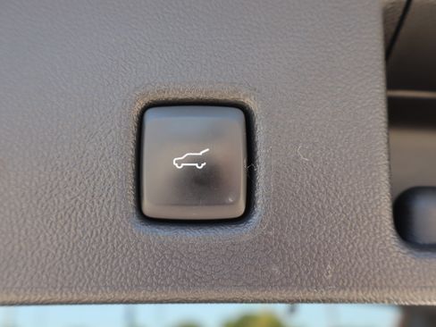 Used 2024 Ford Escape Active AWD/4WD image 23