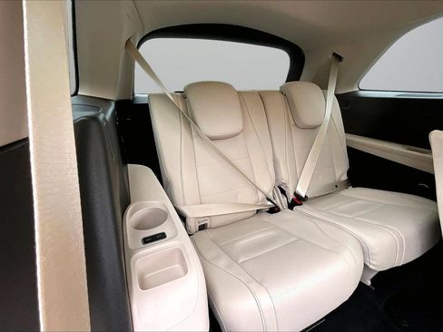 Used 2022 Mercedes-Benz GLS 450 4MATIC image 26