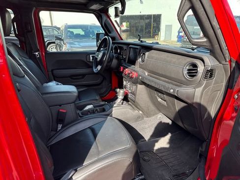 Used 2022 Jeep Wrangler Unlimited Rubicon 4xe AWD/4WD image 9