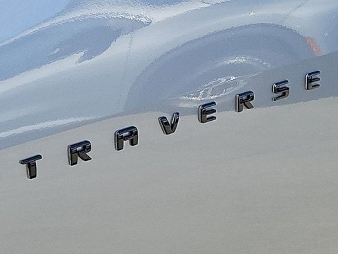 Used 2023 Chevrolet Traverse RS AWD/4WD image 31