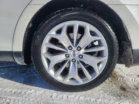 Used 2015 Ford Taurus Limited w/ Equipment Group 301A image 29