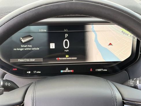 Used 2024 Land Rover Range Rover Sport Dynamic SE image 11