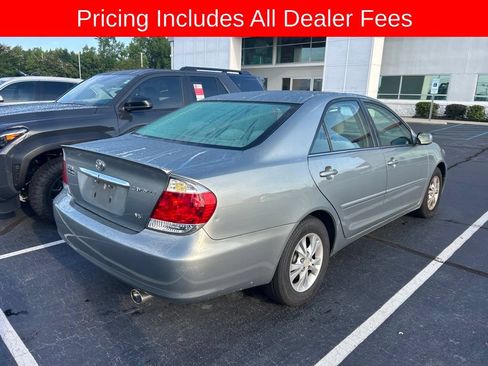 Used 2005 Toyota Camry LE FWD image 5