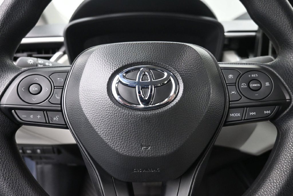 Used 2026 Toyota Corolla Cross L AWD/4WD image 17