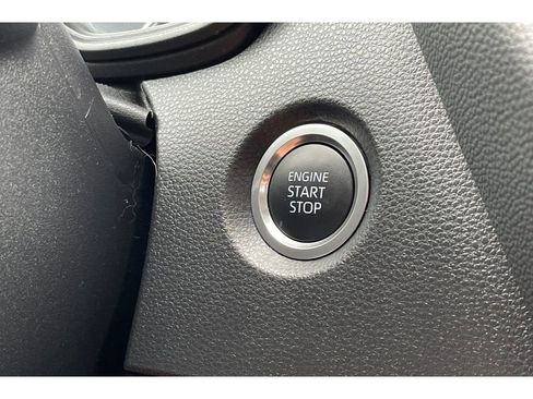 Used 2025 Toyota Corolla LE image 32