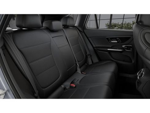 New 2026 Mercedes-Benz GLC 300 4MATIC image 5