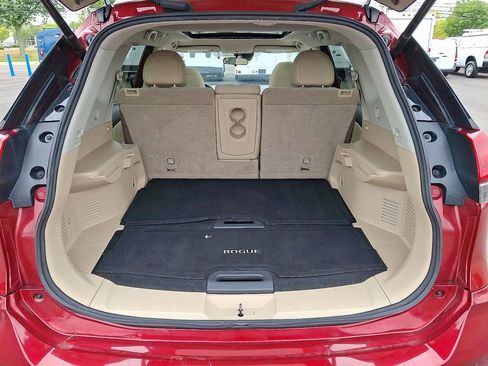 Used 2019 Nissan Rogue SV w/ Sun & Sound Touring Package image 29